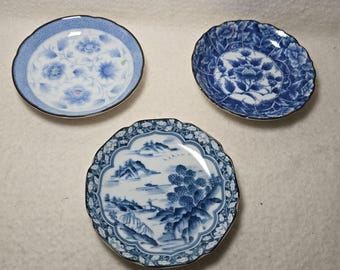 3 Vtg Japanese Imari Arita Ware Porcelain Blue & White Small Plates Trinket Dish