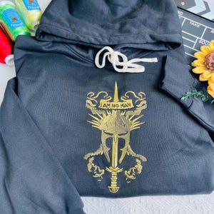 Sweat-shirt brodé I Am No Man V4, Le Seigneur des anneaux : Le Retour du roi, J.R.R. Marchandise de livres Tolkien