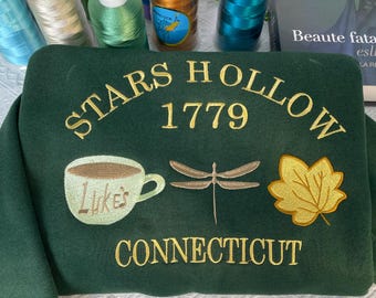 Vintage Stars Hollow 1779 Connecticut Embroidery Sweatshirt, Autumn Hoodie & Retro Crewneck Cozy Fall Apparel Inspired by Your Favorite Show