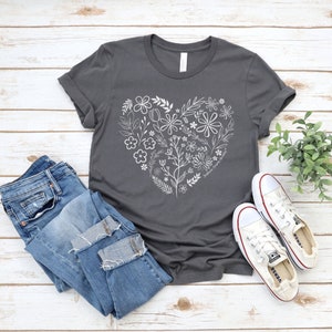 T-shirt coeur fleuri : t-shirt en coton léger pour fleuriste