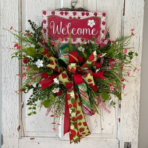 Strawberry Wreath for Front Door, Summer Wreath for Porch, Fruit Wreath, Farmhouse Rustic Country Wreath for Kitchen