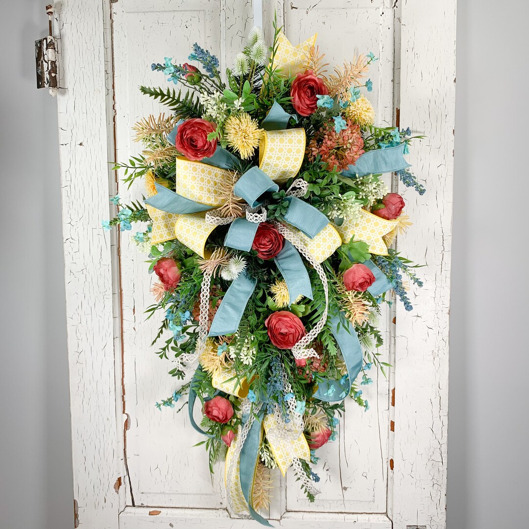 High End Floral Ranunculus Hydrangea Teardrop Swag, Summer Silk Flower