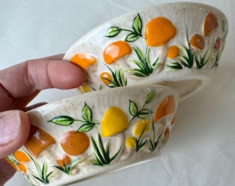 Vintage Arnels Mushroom Relief Ceramic Bowls Set 2 Orange MCM 70s Kitchen Decor