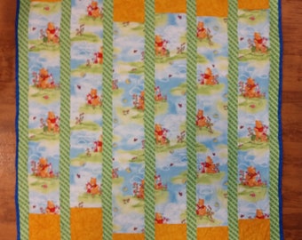 Super Cute Winnie The Pooh Pieced Finished Baby Quilt/ Wall Hanging 36X43.5