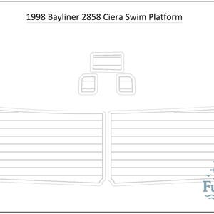 Puede incluir: Dibujo lineal de una plataforma de baño Bayliner 2858 Ciera de 1998. La plataforma está dividida en tres secciones, con la plataforma principal con líneas horizontales. La imagen incluye el texto "1998 Bayliner 2858 Ciera Swim Platform" y un logotipo.