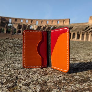 Handgefertigtes italienisches Butterleder Kartenetui - Kompakt und Ideal für unterwegs