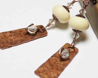 Vanilla Spice... Handmade Jewelry Earrings Beaded Lampwork Glass Crystal Ivory Cream Hammered Antique Copper Dangle Lightweight Long Earthy