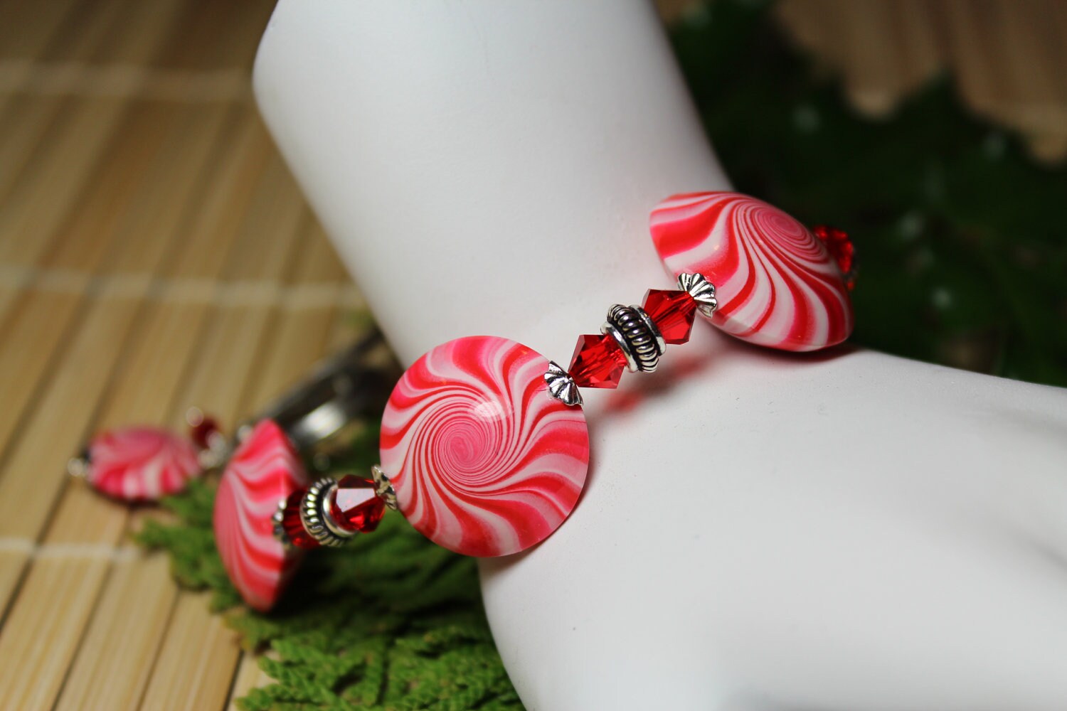 Candy Cane Swirl... Handmade Jewelry Bracelet Beaded Christmas Etsy
