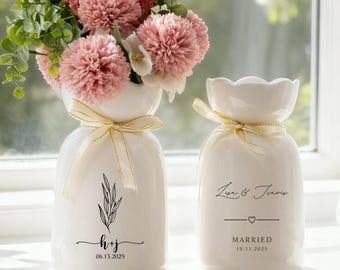 Personalized Engagement Flower Vase, Wedding Gift for Couples, Custom Newly Engaged Ceramic Vase, Bridal Shower Gifts, Anniversary Gift