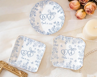 Personalized Ceramic Locked Ring Dish, Wedding Gift, Toile De Jouy, Custom Jewelry Dish, Engagement Gift, Sentimental Gift For Bride