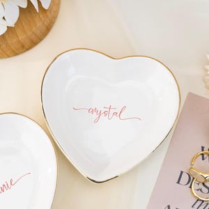 Plato para joyas personalizado, plato para anillos con nombre, regalos para damas de honor, regalos de compromiso, bandeja para joyas, regalo para mamá, regalo de cumpleaños para ella