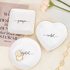Bandeja para anillos personalizada con nombre, bandeja para joyas personalizada, regalos para damas de honor, regalos de aniversario, bandeja para baratijas, regalo para ella, regalo para fiesta de cumpleaños