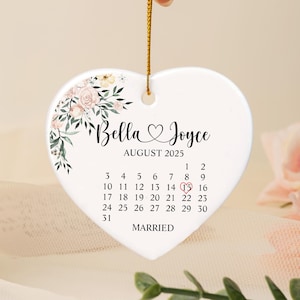 Custom Married Calendar Date Ornament, Wedding Date Ornament, Married Ornament, Calendar Anniversary Gift, Wedding Gift, Gift for Newlyweds