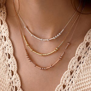 Personalisierte Morse-Code-Namenshalskette, kundenspezifische Halskette mit Namen oder versteckte Nachricht im Morse-Code, geheime Nachrichtenhalskette, Muttertagsgeschenk