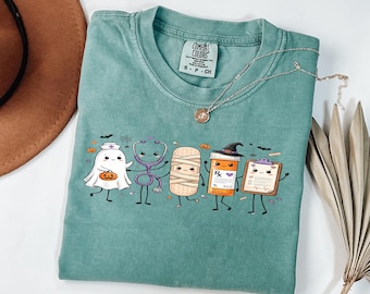Doctor Ghost Funny Shirt, Medical Humor Tee, Nurse Gift, Halloween Costume Shirt, Funny Doctor Apparel