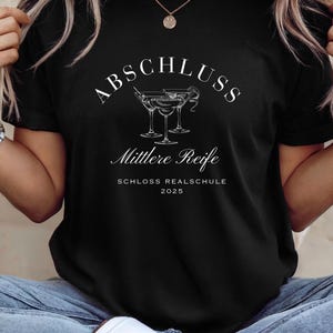 Personalisiert Realschule Abschluss T-Shirt oder Tasse Geschenk Mittlere Reife Schule Schulabschluss Geschenk Jahrgang