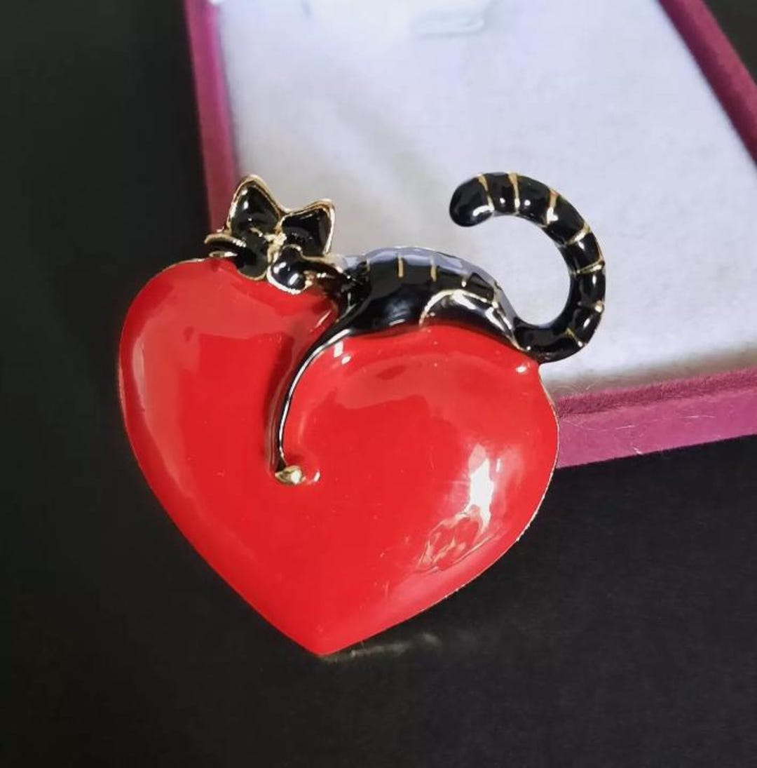 Red Heart & Black Cat Brooch Pin Badge Kitten Jewellery Cat Lover ...