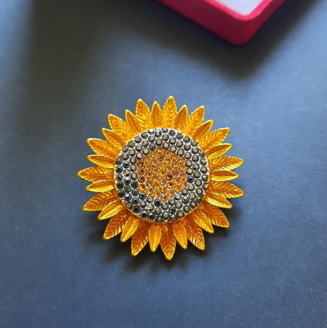Enamel Crystal Sunflower Bee Insect Brooch Flower Shawl Pin Van