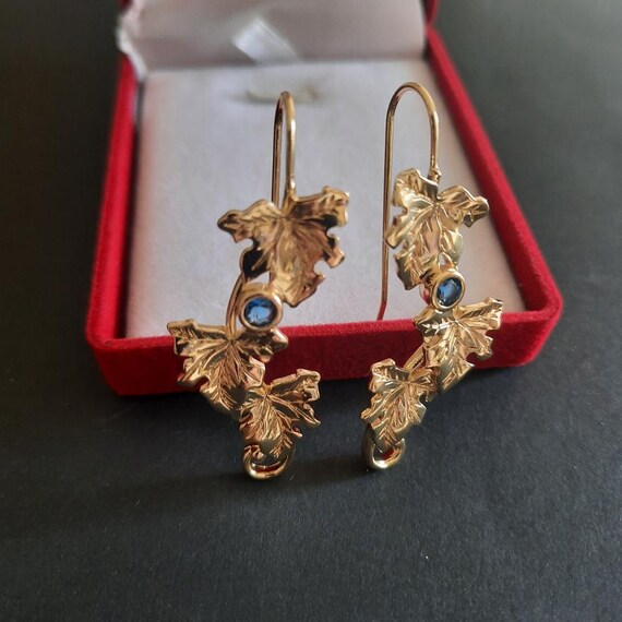 Vintage Inspired Ivy Leaf Drop Earrings Gold Tone with Blue Stones, Botanical Statement Earrings, Nature Lover Gift View 3