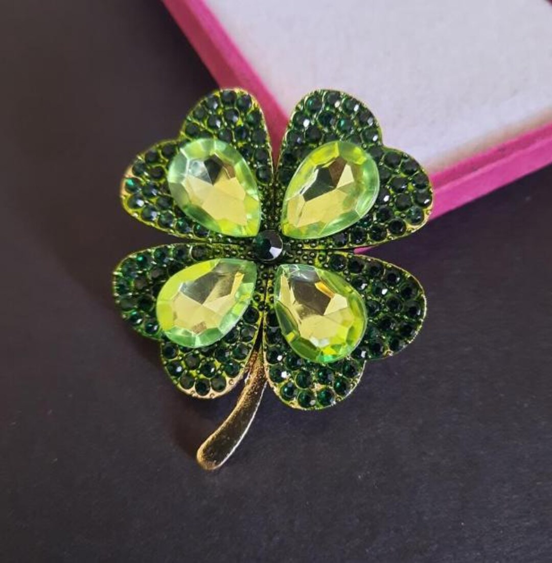 LAXPICOL St. Patrick's Day Brooch - Lucky Irish Four Leaf Clover Crystal Shamrock Pin