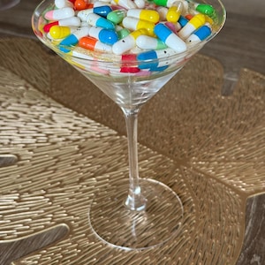 Fake Cocktail – Martini Pills (Resin Art)