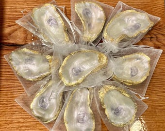 Gold Leaf Oyster Shell Dish Favors: Gift Ready