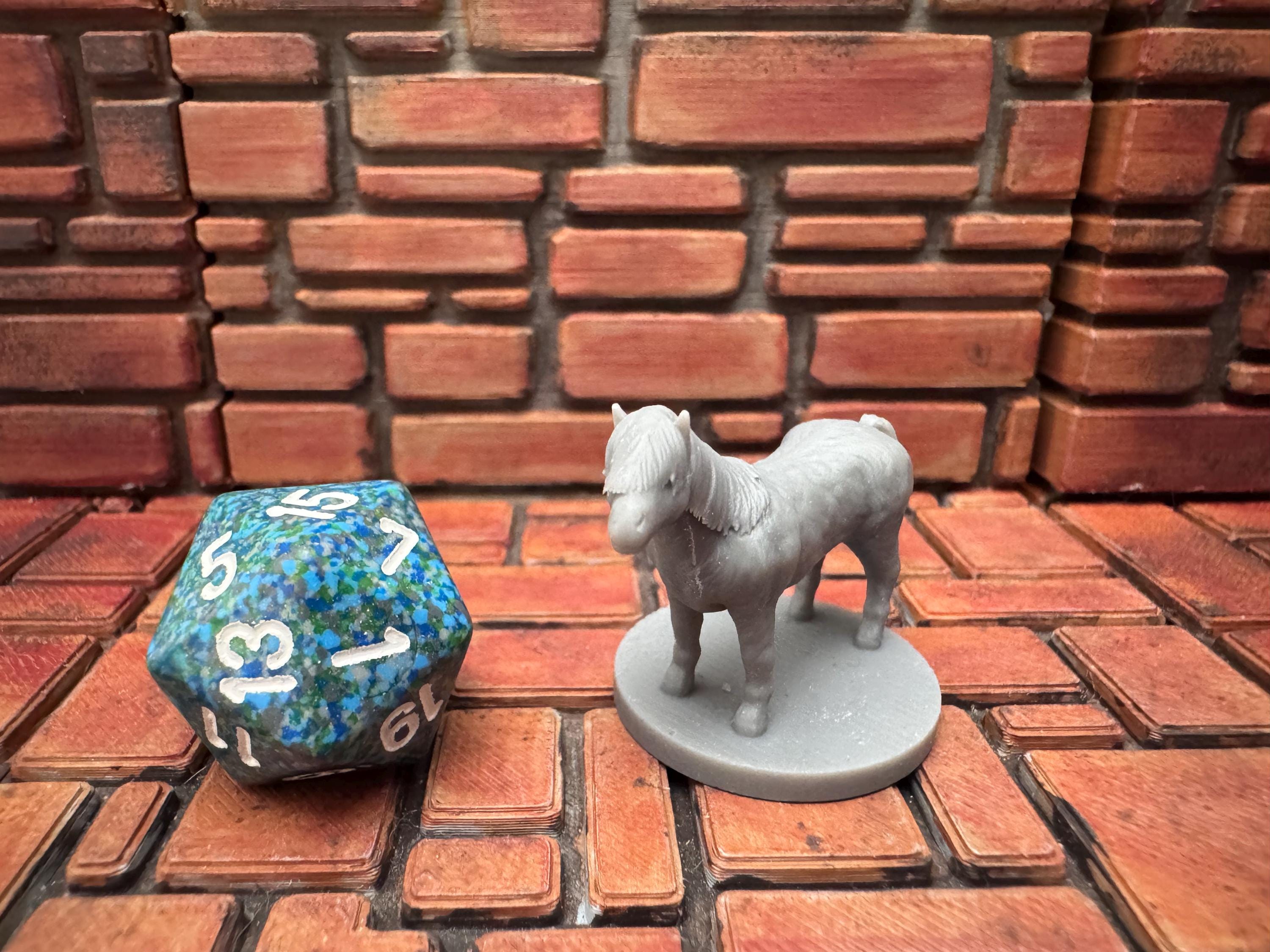 Pony I Small Horse I with mini slot I with Mount, 28mm miniature for D&D, Pathfinder and other tabletop games