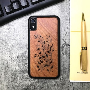Custodia per telefono in palissandro personalizzata con incisione laser personalizzata/Cover in vero legno per iPhone e Samsung, regalo unico per lui/Custodia per telefono in legno