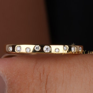 Flush Set Ring Scatter Diamond Wedding Band 14K Solid Gold, Minimal Diamond Flush Setting Band 2.50 mm Wedding Ring Her Promise Ring Women