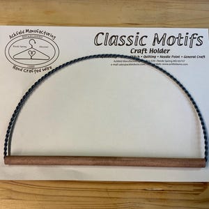 8” Twisted Wire with Dowel Quilt - Craft Holder - Hand Crafted in USA by Ackfeld Manufacturing