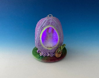 Easter Egg Diorama with changing color light, Easter Bunny, Easter Egg