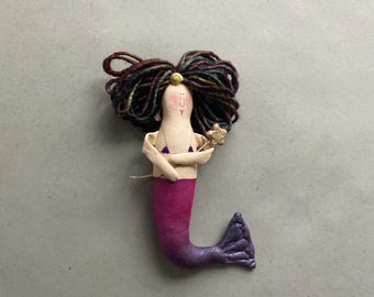 Large Curved Mermaid Ornament with star wand