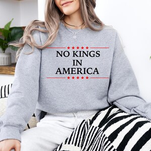 Anti-Trump Shirt No Kings in America Tee No Kings Protest Shirt Pro Democracy Shirt Anti Authoritarianism Shirt Anti MAGA Tee Rejecting