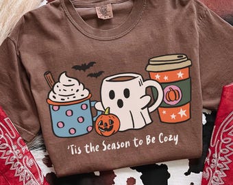 Comfort Colors® Kaffee Cozy Season Shirt Kaffee Shirt Kürbis Shirt Coquette Shirt Cozy Vibes Shirt Herbst Liebhaber T-Shirt Herbst Tee Herbst Saison