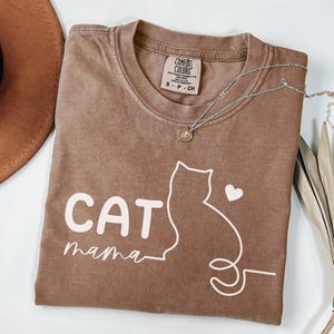 Comfort Colors® Cat Mama Shirt Cat Lover Sweatshirt Pet Lover Shirt Cat Shirt Cat Mama T-Shirt Cat Lover Gift Funny Cat Shirt Cat Mom Gift