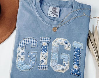 Comfort Colors® Gigi T-shirt met patchworkstijl bloemen Gigi T-shirt Grandma Core-shirt namaakgeborduurd Gigi-T-shirt Varsity Mom-T-shirt Quilt Patchwork Mom-T-shirt