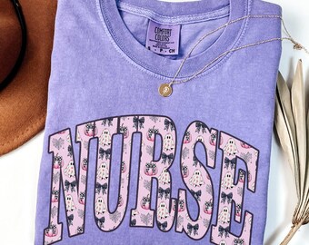 Chemise d'infirmière Comfort Colors® Infirmière fantasmagorique Infirmière fantôme mignonne Noeud coquette d'infirmière T-shirt d'infirmière citrouille Chemise d'infirmière d'Halloween Cadeau pour infirmière