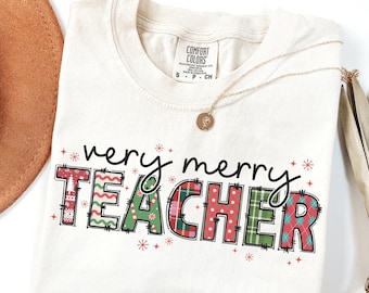 Comfort Colors® Very Merry Teacher Christmas Shirt Teacher Holiday Shirt Festive Teacher Gift Retro Christmas Teacher T-Shirt