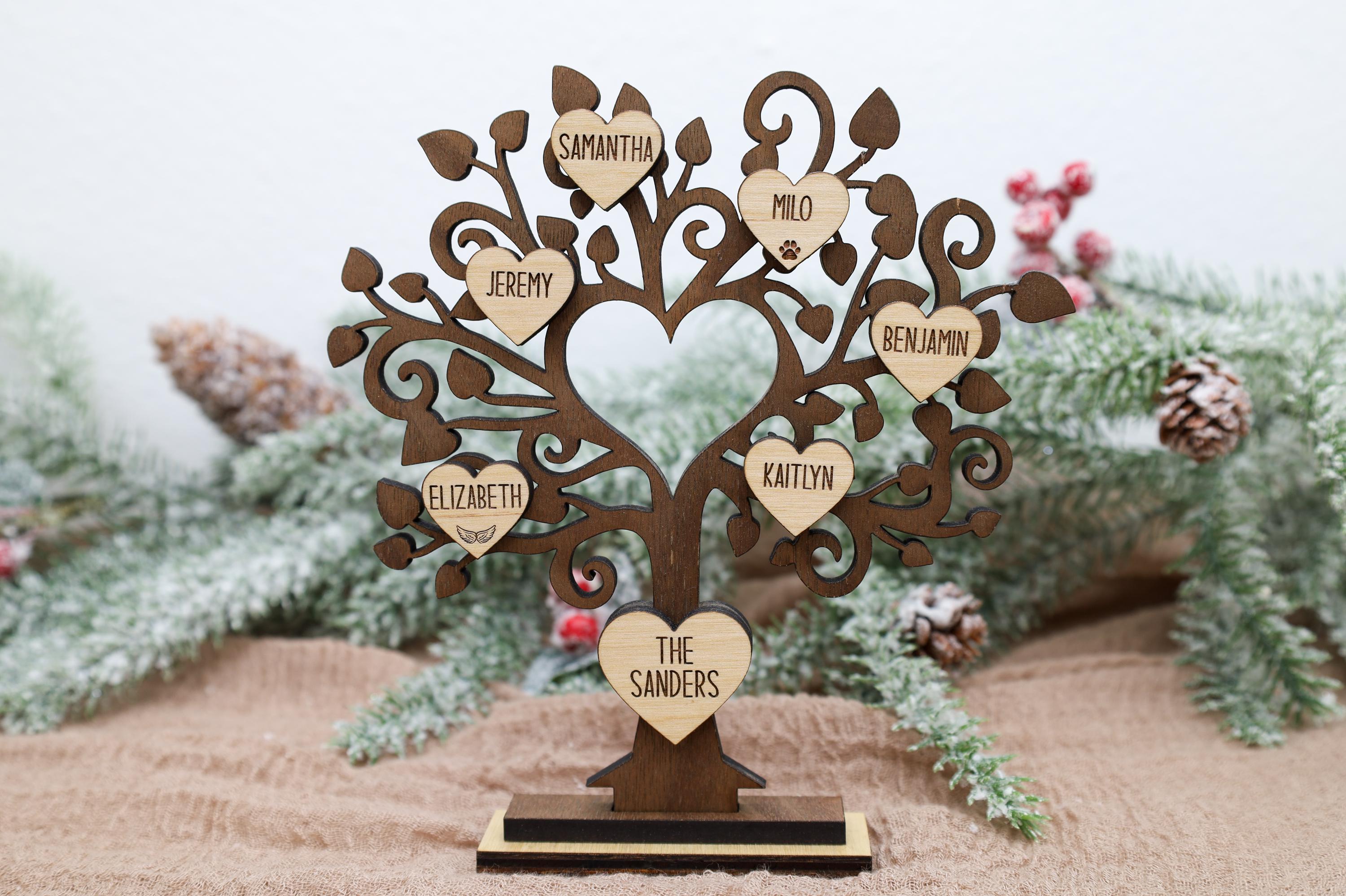 Personalized Wooden Family Tree – Custom Engraved Hearts With Family ...