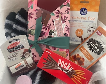 Cozy Book Lover Gift Box: Mystery Book, Socks, Cocoa & Self-Care