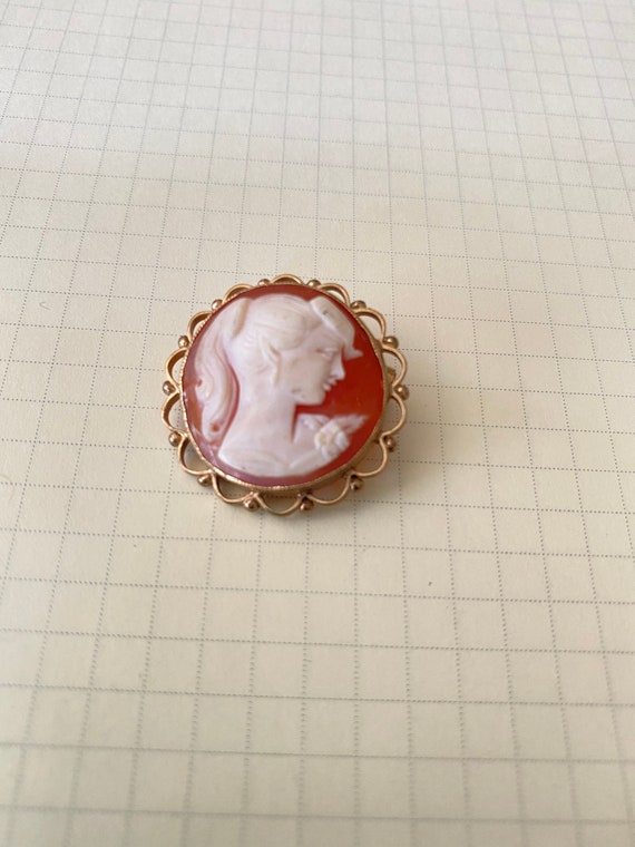 Antique 9K Gold Cameo Woman with a Ponytail - image 1