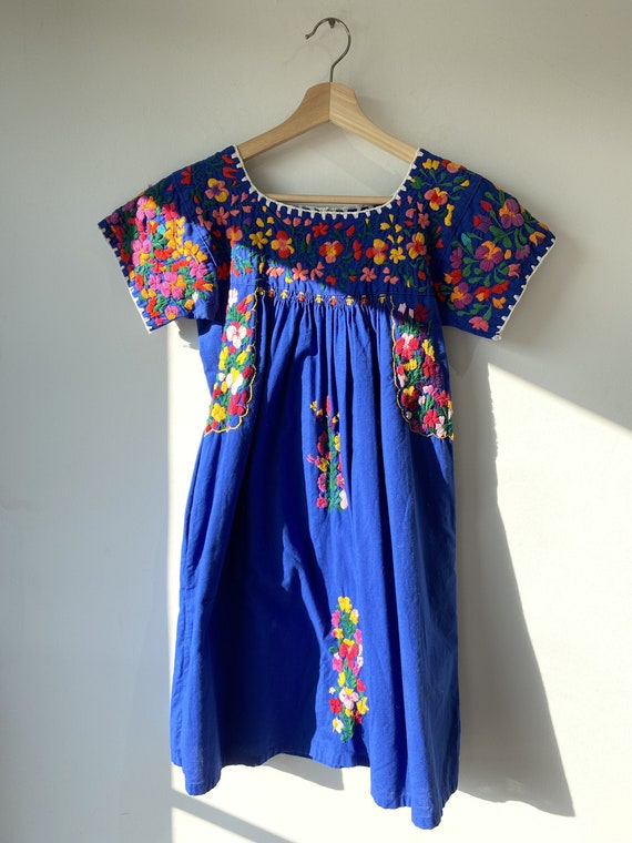 Vintage Embroidered Mexican Mini Dress