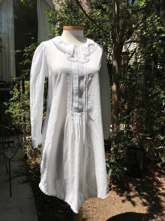 Vintage Eileen West Queen Anne's Lace Dress 