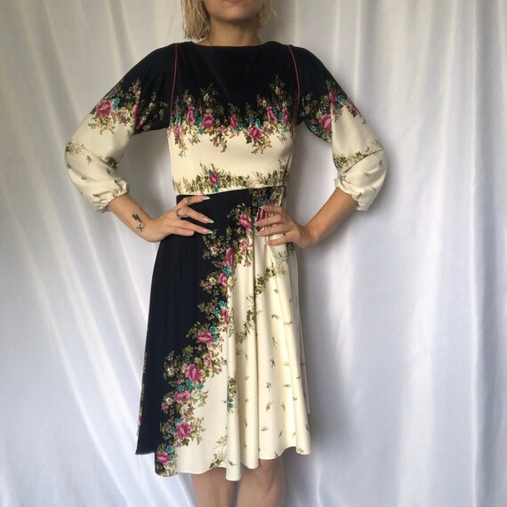 Vintage Floral Boatneck Midi Dress - image 1