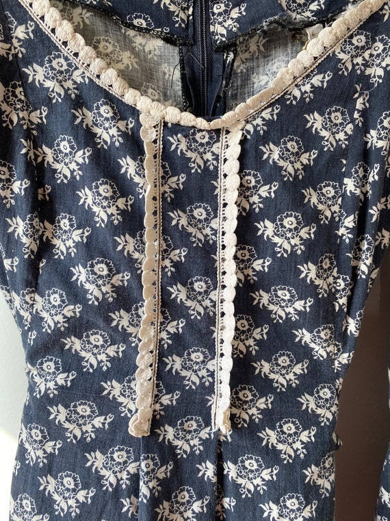 Early Laura Ashley Vintage Blue Floral Dress - image 7