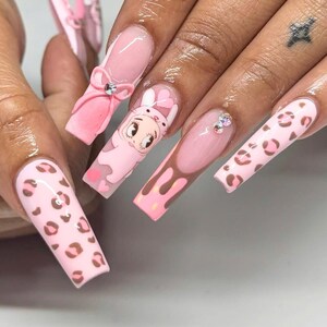 holiday nails, fake nail, gifts for her, press on nail, almond nail, valentines nails, silver accent nails, romantic nail art, elegant nails, daily wear nails, sparkly press-ons, red glitter nails, trendy nail, betty boop nails, pink nails, long square nails