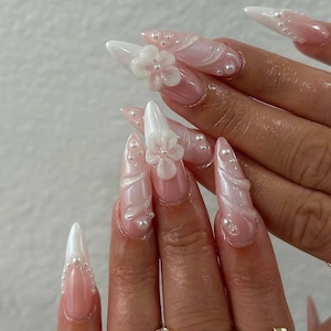 Handmade 3D Flower Press On Nail, Pink Pearl Nail Art, Elegant Bridal Nails, Long Stiletto Glossy Nails, Custom Nail Set, Spring Nails, Gift