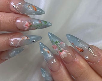 鯉の花柄アクリルネイル、ピンクロータスプレスオンネイル、ユニークな