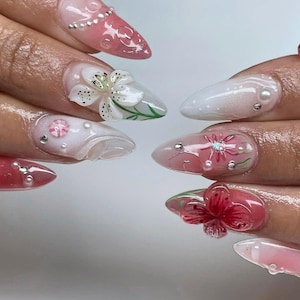 Handcrafted Spring Nail Press On, Jelly Pastel Flower Nail Art, Romantic Nail Art in Fake Nails with Elegant Lily Flower, Sparkling Gems.