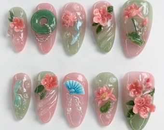 Uñas postizas inspiradas en la fiesta del té, juego de uñas con diseño de almendras único con peces koi, flores de loto, arte de uñas abstracto, uñas de fantasía para el baile de graduación